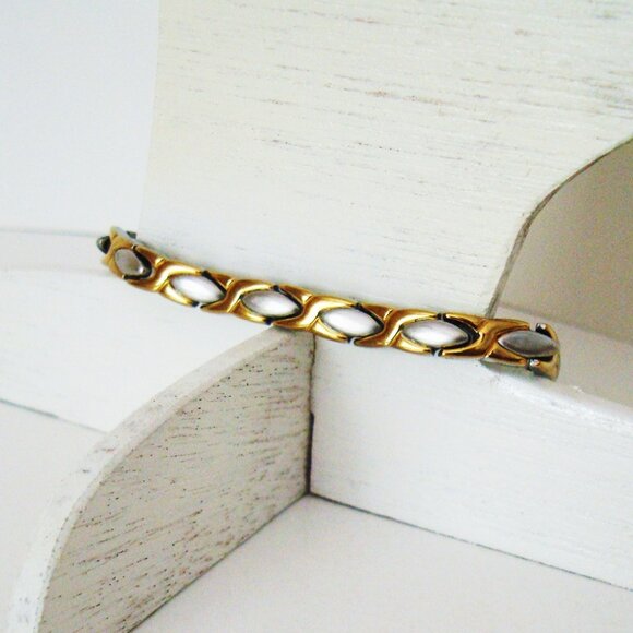 Magnetic Bracelet Marked Bio Bio88 Stainless Steel Gold Silver Pre-loved - Picture 2 of 5